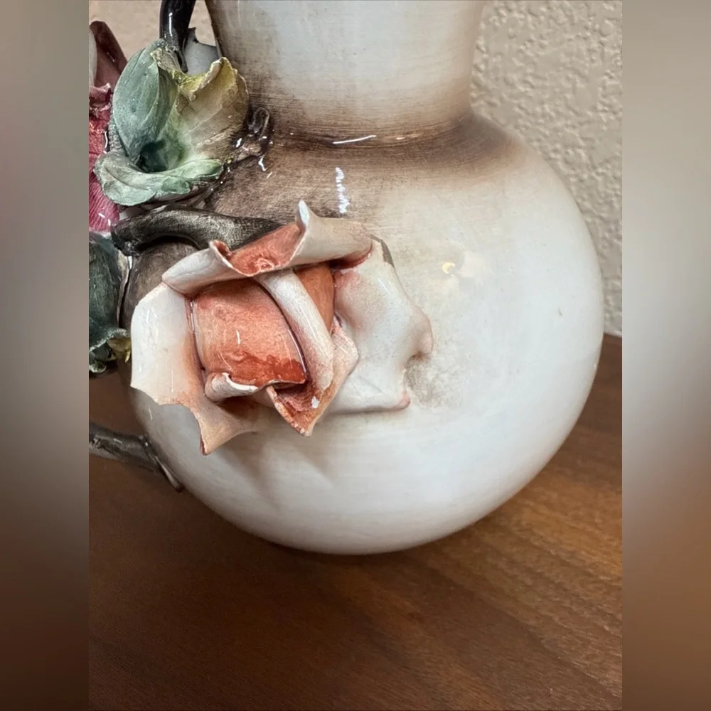 Vintage Capodimonte Italian Porcelain Bisque Rose Vase 7.5
